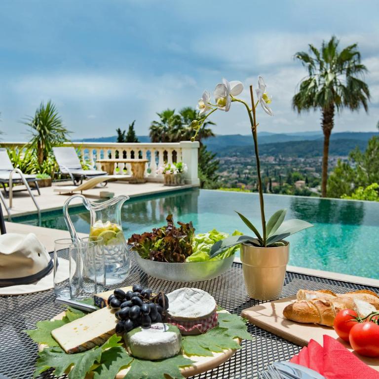Luxury Pool Apartment at Villa Seburga - Two-Bedroom Apartment - 6