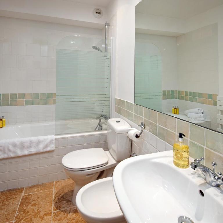 Luxury Pool Apartment at Villa Seburga - Two-Bedroom Apartment - 20
