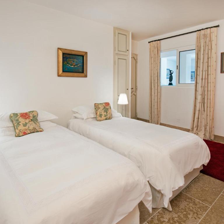 Luxury Pool Apartment at Villa Seburga - Two-Bedroom Apartment - 16