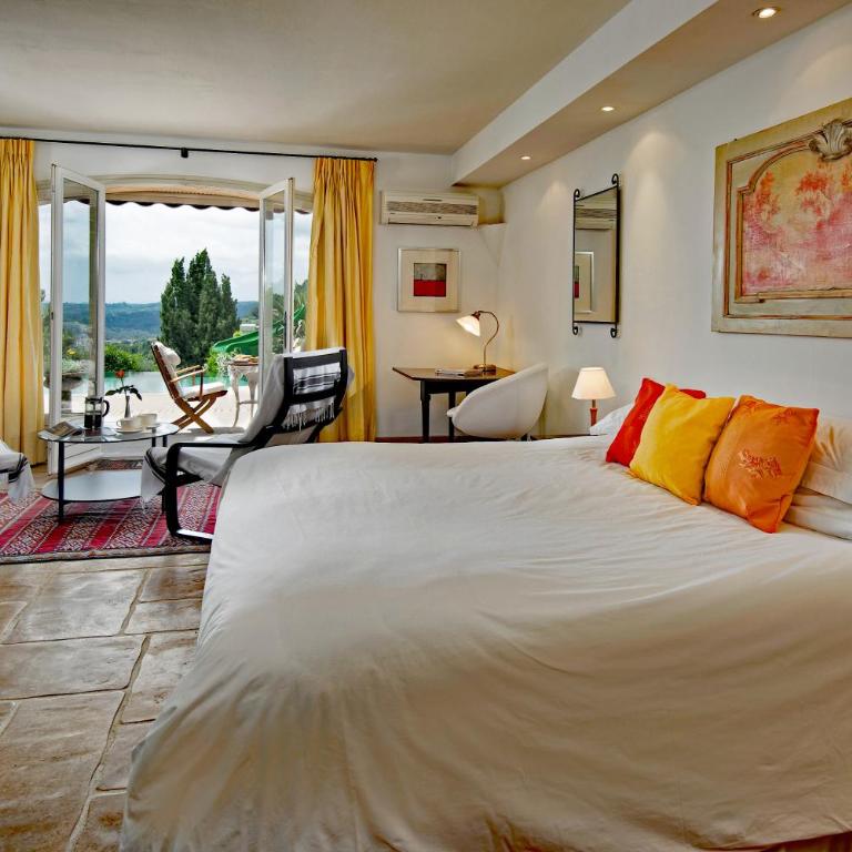 Luxury Pool Apartment at Villa Seburga - Two-Bedroom Apartment - 14