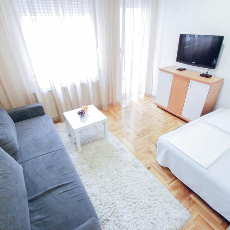Tiara Apartment 2 - Apartman - 18