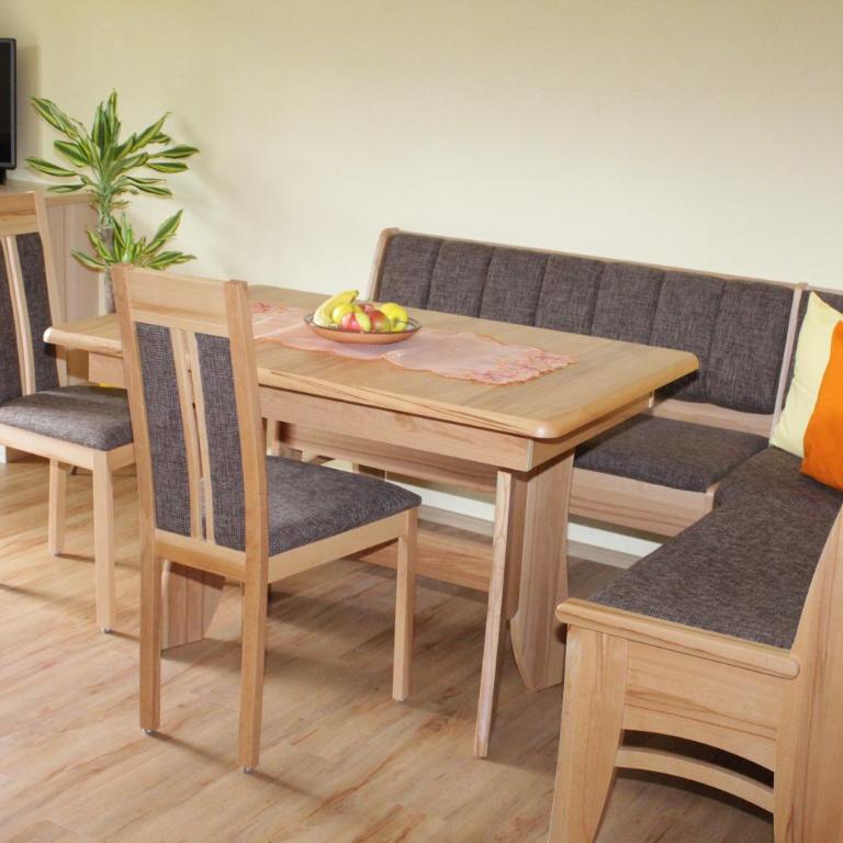 Pension & Ferienwohnung Sonnleiten - Apartment mit 2 Schlafzimmern, einem Balkon und Gartenblick - 4