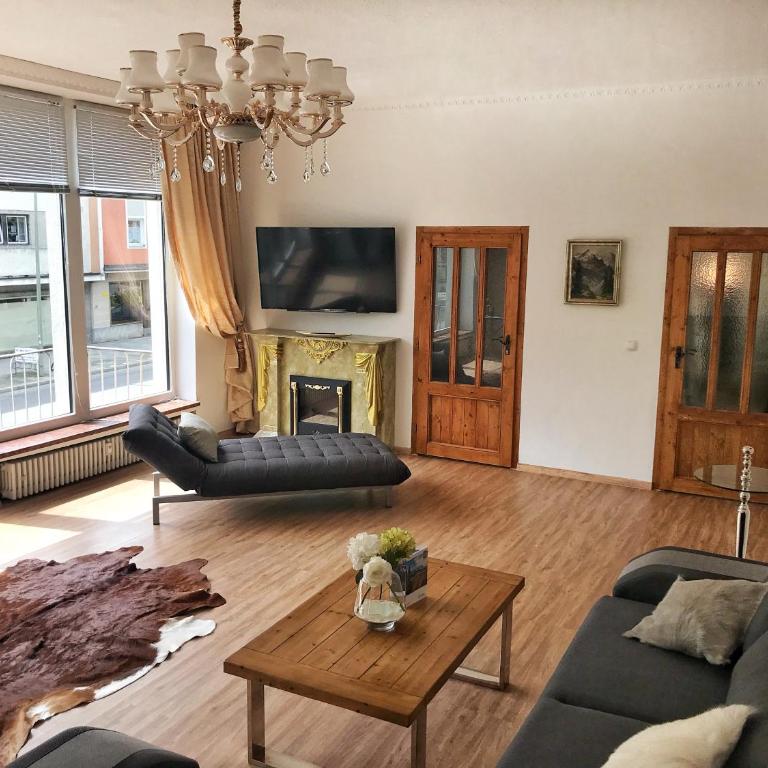 Golden GaPa Central Large Family Apartment 24 - Apartment - 13