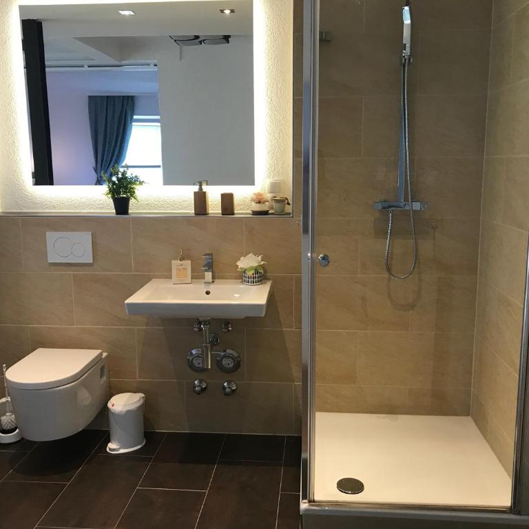 Golden GaPa Central Large Family Apartment 24 - Apartment - 47