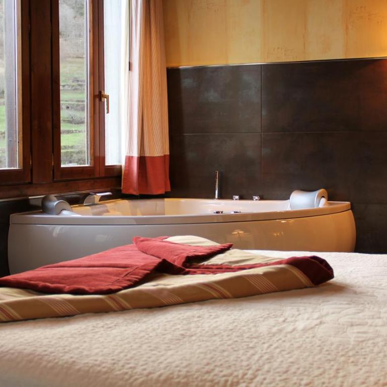 Hotel Pradas Ordesa - Suite Junior con bañera de hidromasaje - 26
