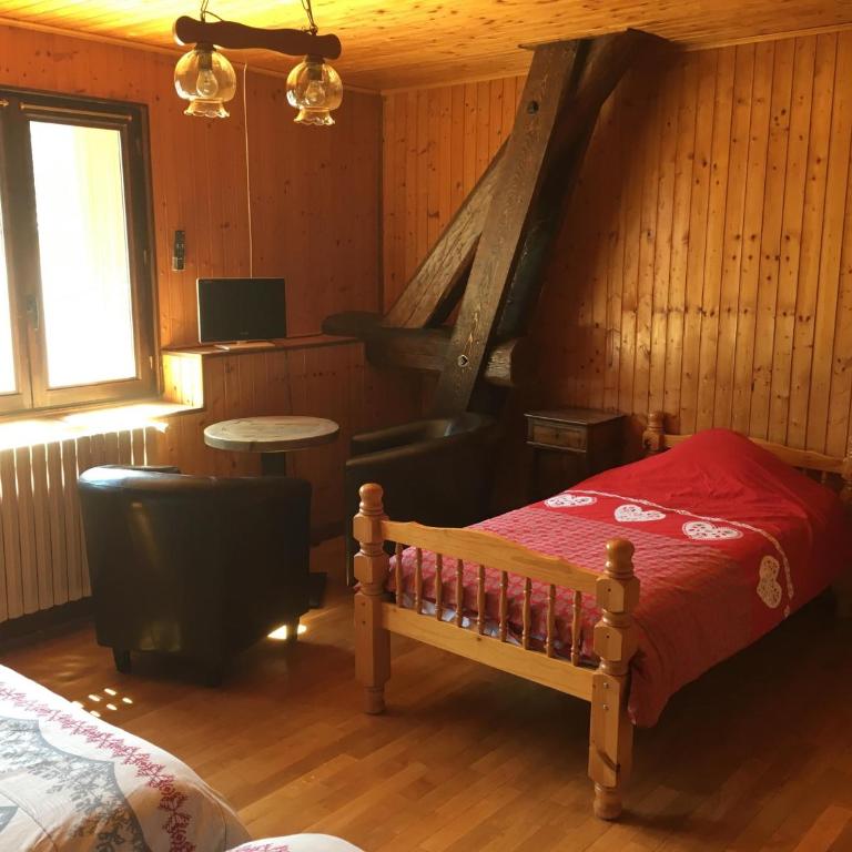 La Chicholiere - Quadruple Room with Mountain View - 3