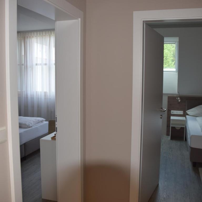 Seegasthof Breineder - Familien & Seminarhotel - Comfort Vierbettzimmer - 4