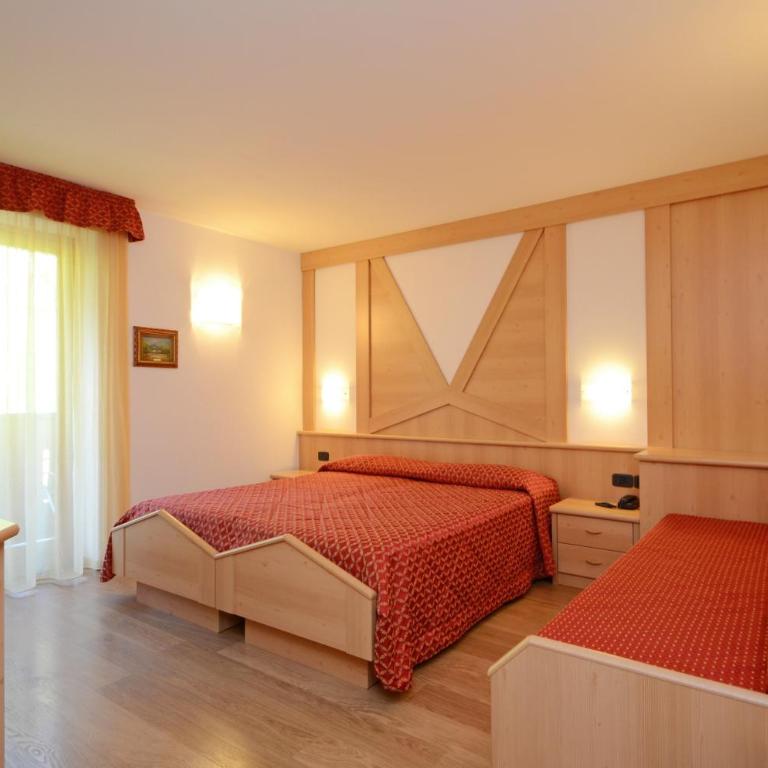 Hotel La Soldanella - Camera Tripla Standard - 2