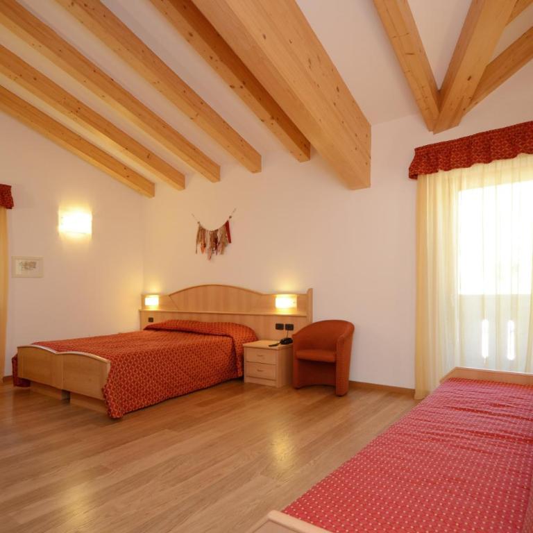 Hotel La Soldanella - Camera Tripla Superior - 3