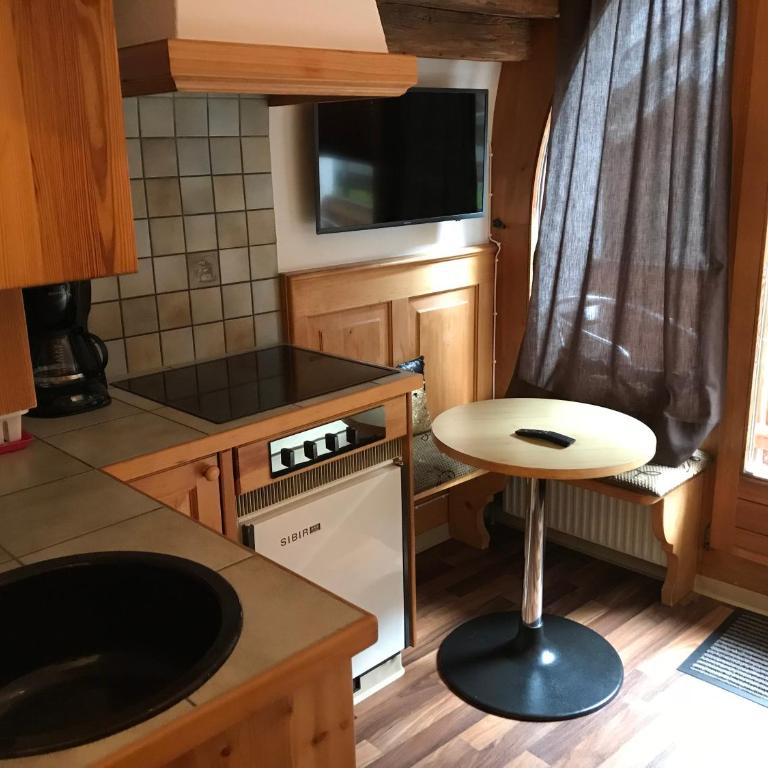 ApartHOTEL Chasa Valär - Studio mit einem Balkon (1 Erwachsener) - 7