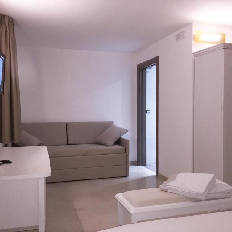 B&B Bella Costa - lungomare Porto Cesareo - Camera Quadrupla Deluxe - 9