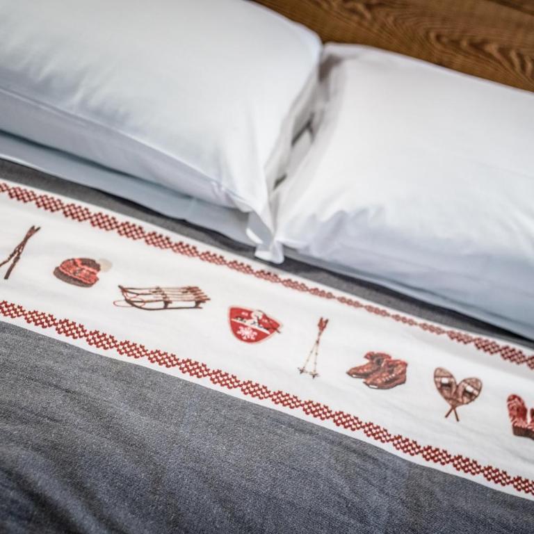 VillAmour Boutique Hotel & SPA - Camera Familiare con Vista Montagna - 12