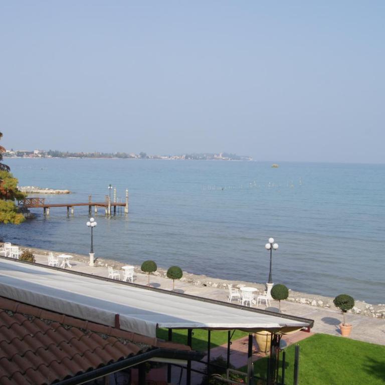 Hotel Lugana Parco Al Lago - Camera Familiare - 3