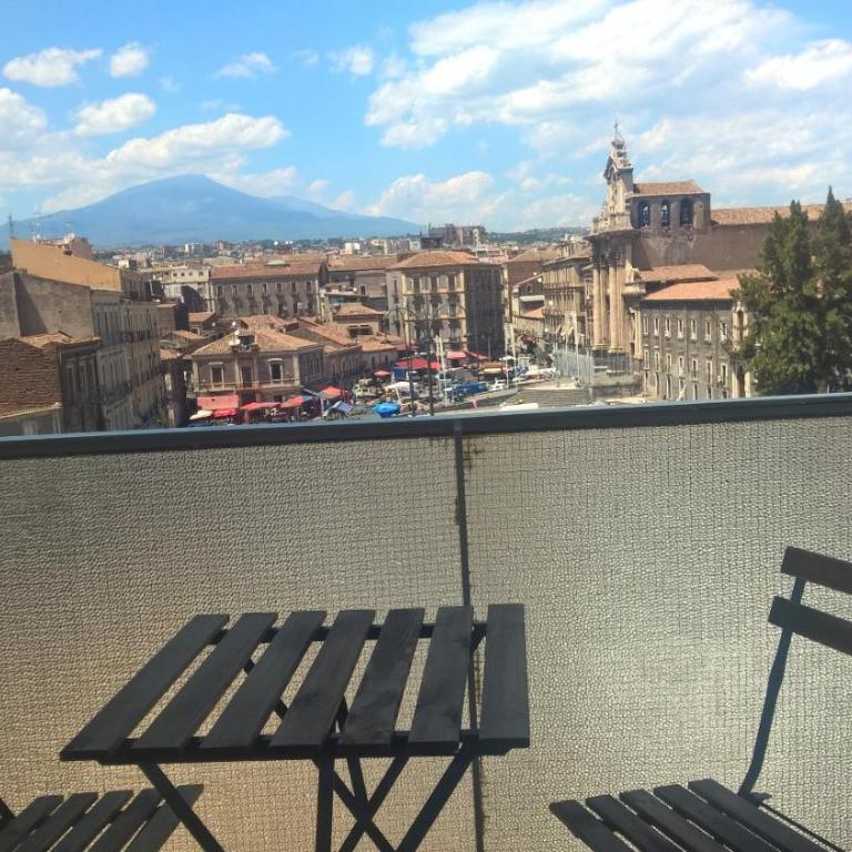 Antico Mercato - Double Room with Balcony - 1