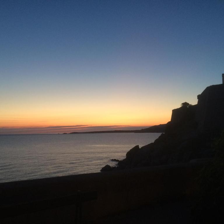 Appartement vue mer Christophe Colomb 140m2 - Two-Bedroom Apartment with Sea View and terrace - 27