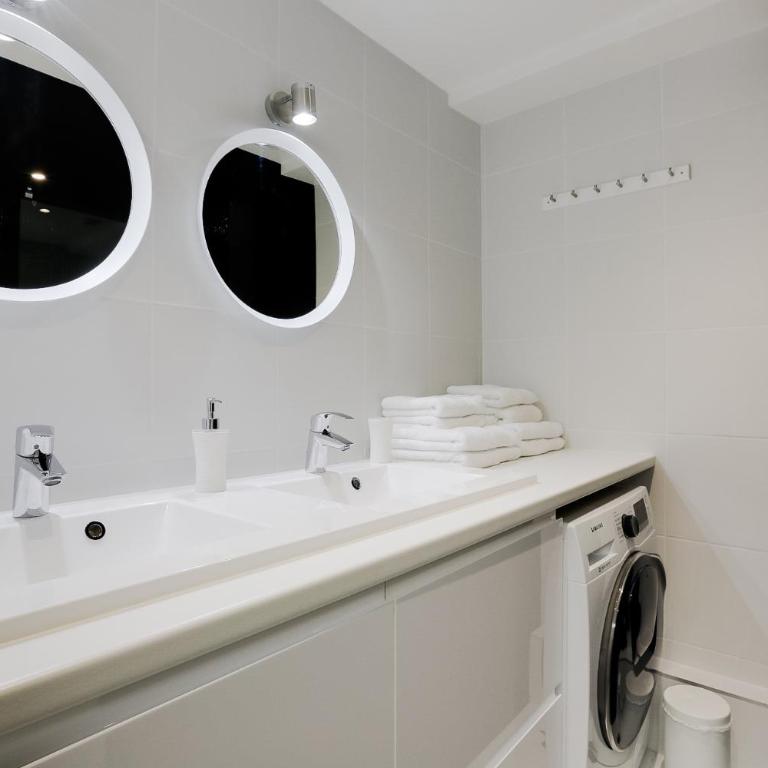 Naeva Feng Shui - Two-Bedroom Apartment - 5