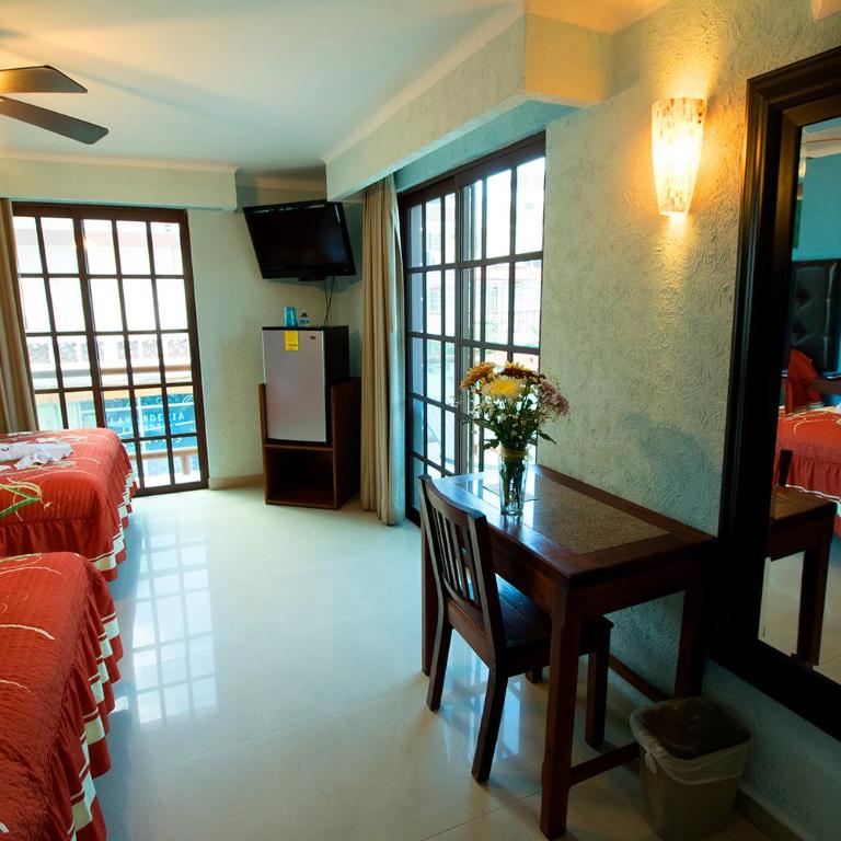 Hotel Isleño - Premium Double Room with a Balcony - 3