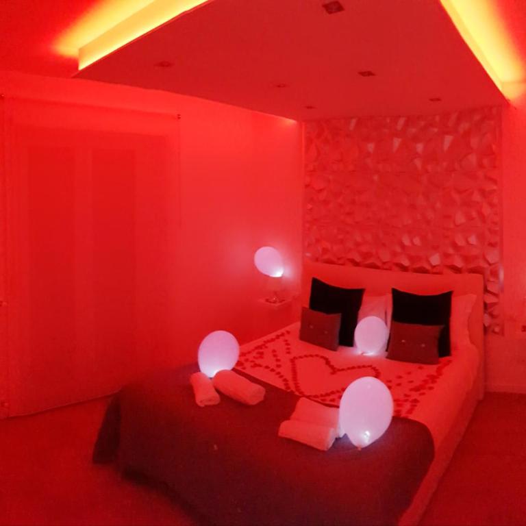 Diamond Suite Verona - King Suite with Spa Bath - 27