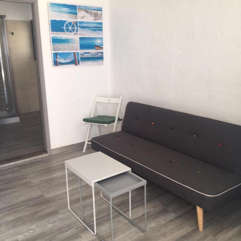 Apart. 3 - Apartamento - 4
