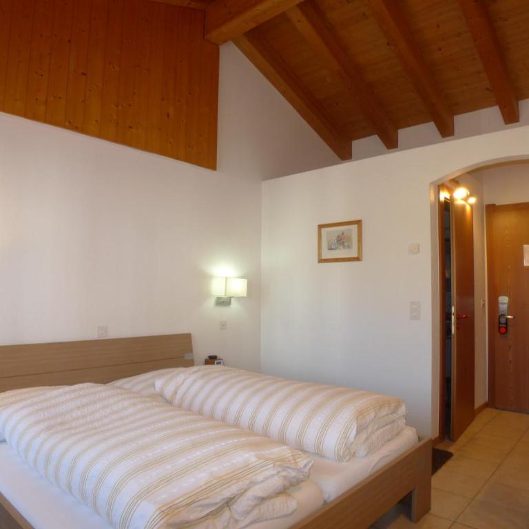 Hotel Astoria - Familienzimmer mit Balkon - Nebengebäude - 1