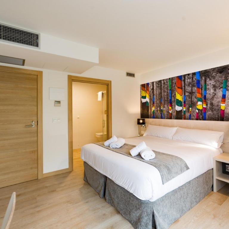 Atotxa Rooms - Habitación Doble Superior con vistas a la ciudad - 1 o 2 camas - 6