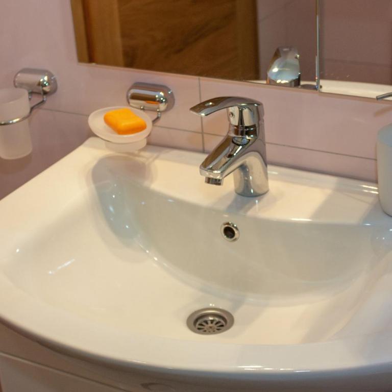 Villa Maja - Three-Bedroom Apartment - 24