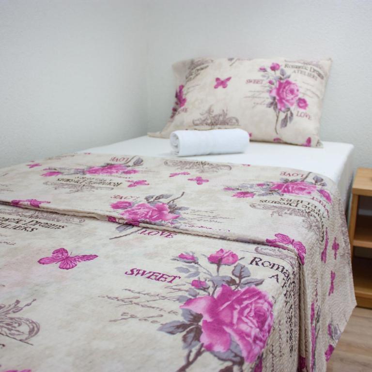 Villa Maja - Three-Bedroom Apartment - 36