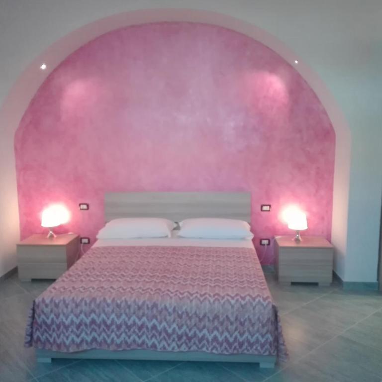 Affittacamere Villa Zelinda - Camera Matrimoniale con Letto Supplementare - 4