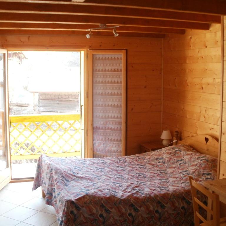 CHAMBRE d'HÔTE LA PETITE BERGERIE - Chambre Double avec Balcon - 13