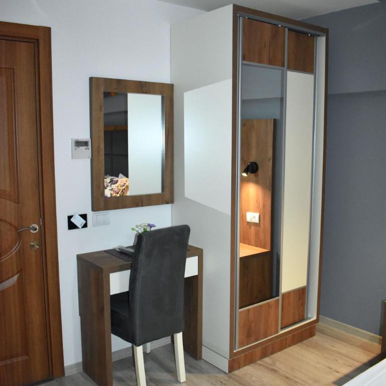 Apartments Fati - Deluks Dvokrevetna Soba sa Bračnim Krevetom - 5