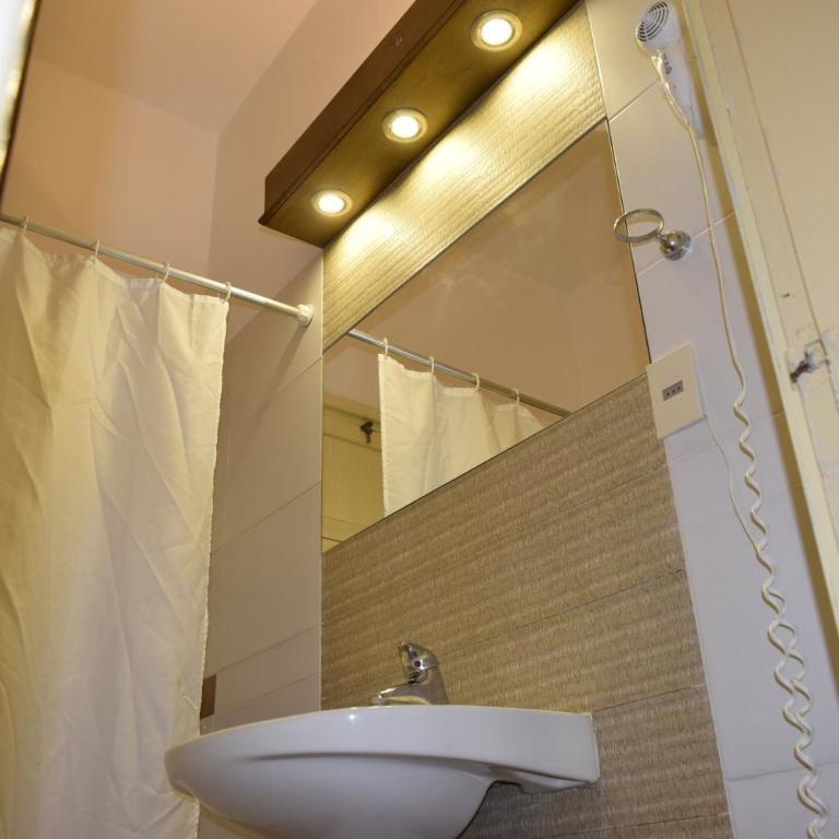 Hotel Cabo Santa Maria - Habitación Cuádruple Estándar - 1