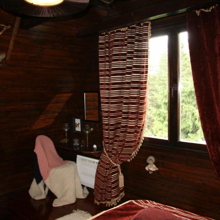 Durmitor Chalet - Three-Bedroom Chalet - 11