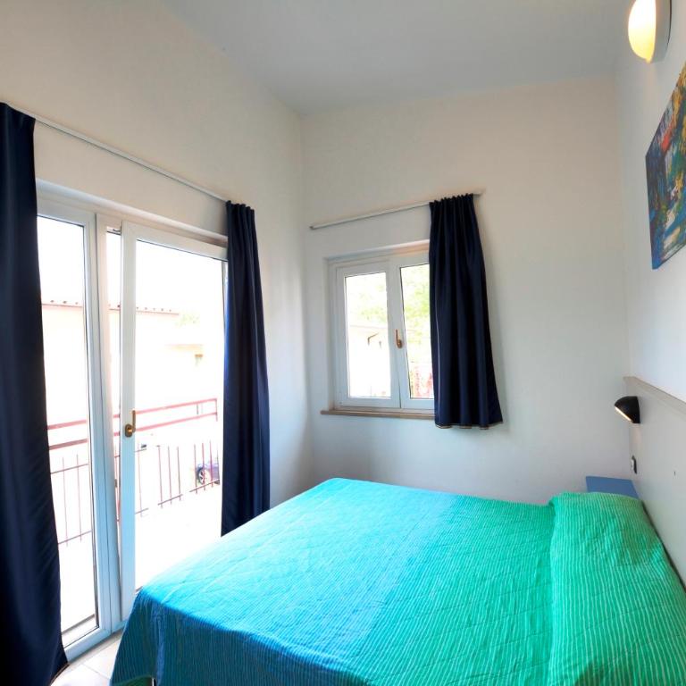Camping Bella Italia - Appartamento con 2 Camere da Letto - 4