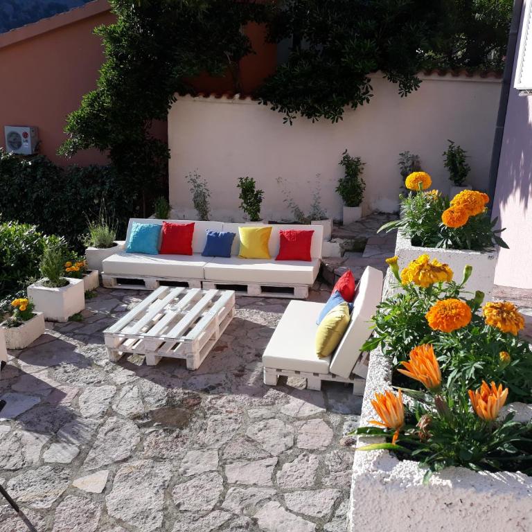 Maritimo Apartments - One-Bedroom Apartment - 29