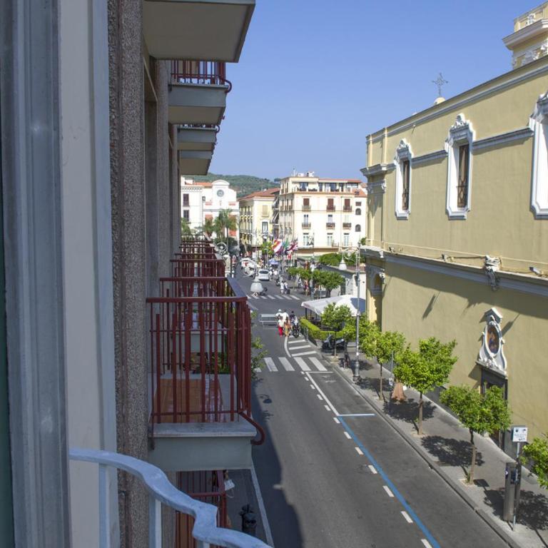 Palazzo Spasiano rooms - SORRENTO CENTER - Superior Double Room - 13