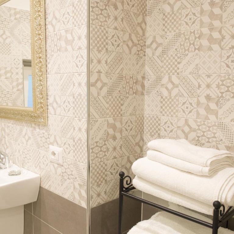 Palazzo Spasiano rooms - SORRENTO CENTER - Junior Suite - 9