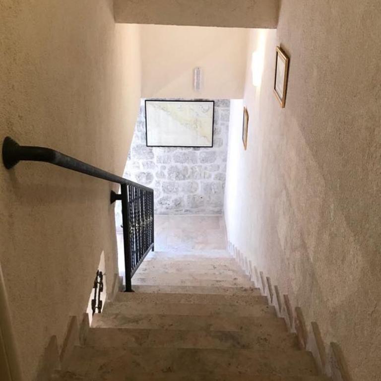 Stone House 264 Beachfront Villa with Private Beach - Villa - 22