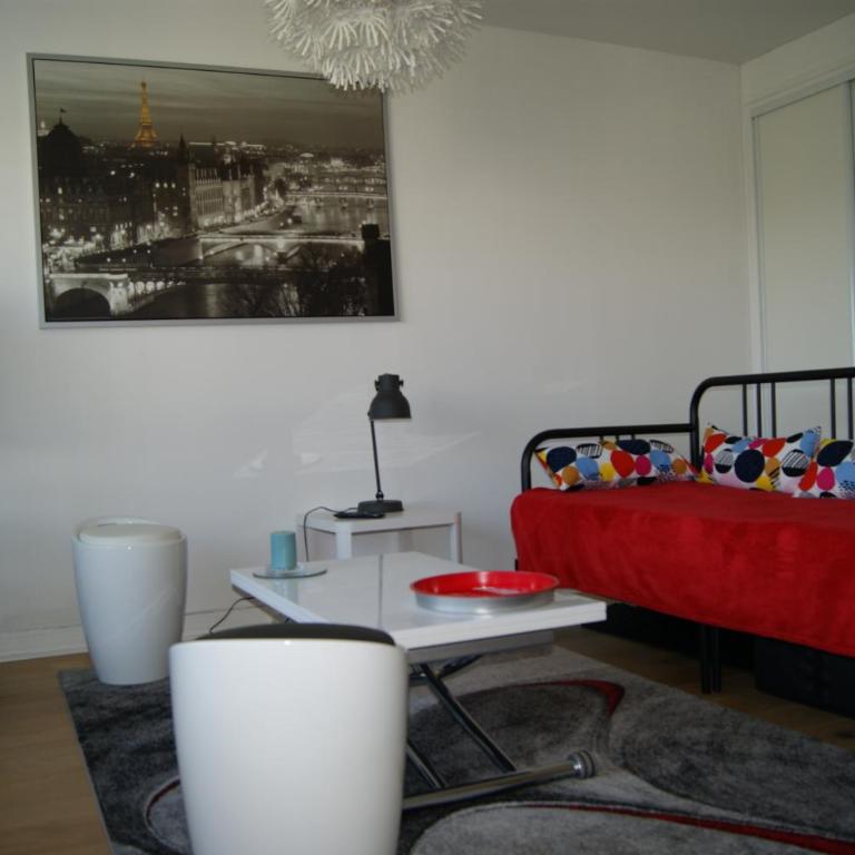 Jordan, proche centre, wifi, linge, produits, ménage, - Apartamento Estudio - 3