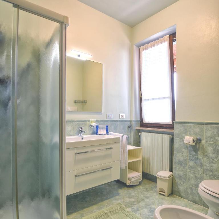 Residence Erika - Appartamento con 2 Camere da Letto e Vista Lago - 4