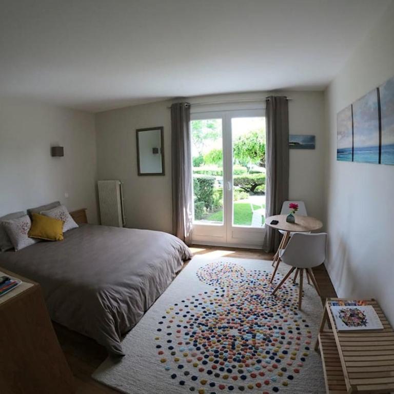 Les Paridés - Chambre Double avec Sauna et Accès au Jardin - 1