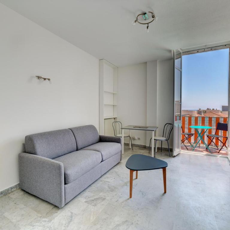 Upstays - Studio - Next to the Palais -AC - Studio - 16