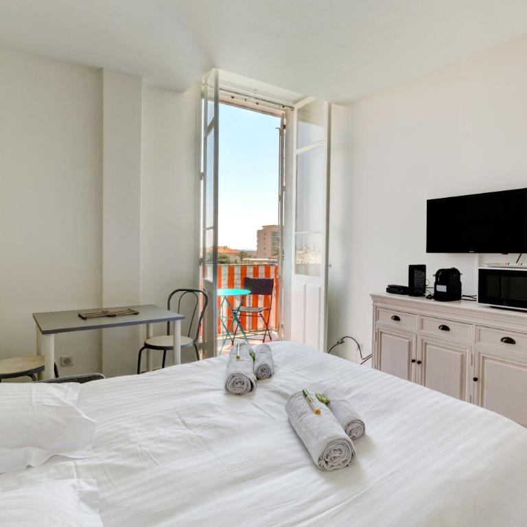 Upstays - Studio - Next to the Palais -AC - Studio - 13
