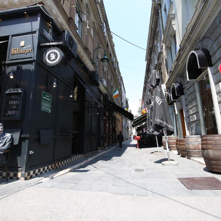 Modern Apartment in the Heart of the City Center! - Apartman sa 1 Spavaćom Sobom - 17