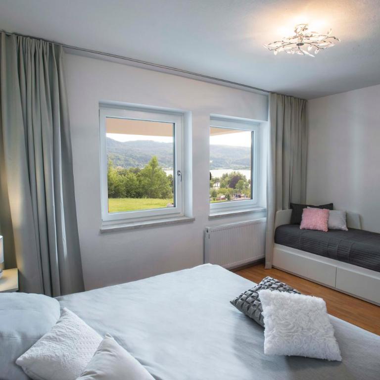 Große Ferienwohnung mit Seeblick nahe Wörthersee Ideal für Familien & Gruppen - Superior Apartment mit 2 Schlafzimmern mit Terrasse und Seeblick - 11