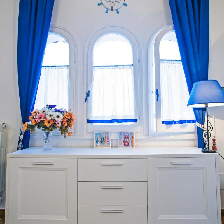 B&B AL BLU - Camera Tripla con Bagno - 1