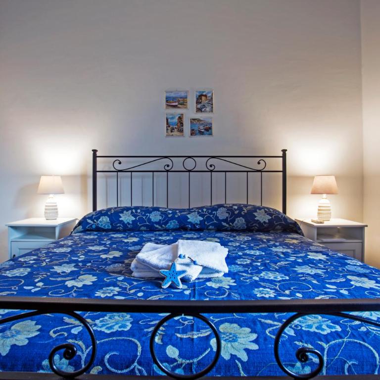 B&B AL BLU - Camera Tripla con Balcone - 2