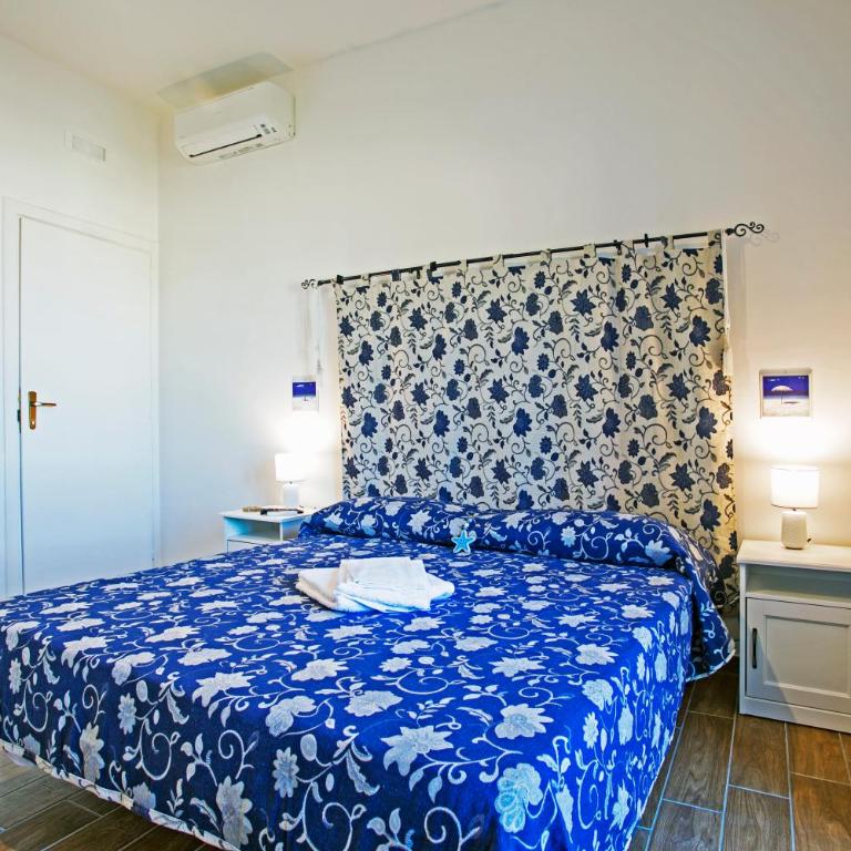 B&B AL BLU - Camera Matrimoniale Deluxe con Balcone e Vista Mare - 8