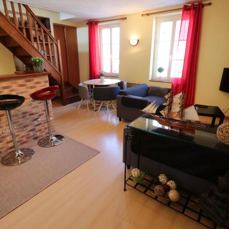 Belle étape Honfleuraise - Appartement 2 Chambres - 3ème Étage - 6