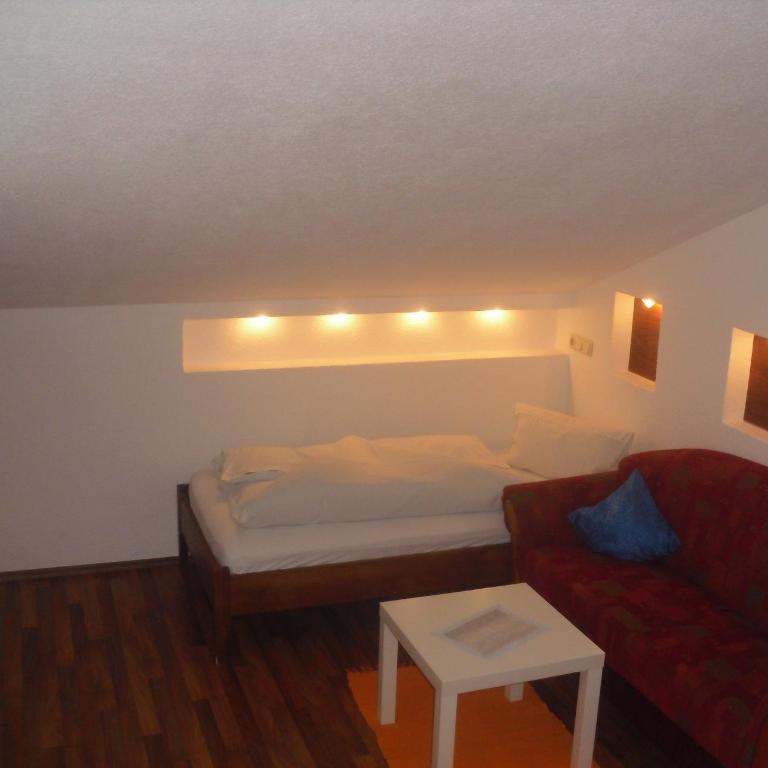Haus Benedikt - Apartment mit 2 Schlafzimmern und Balkon - 4