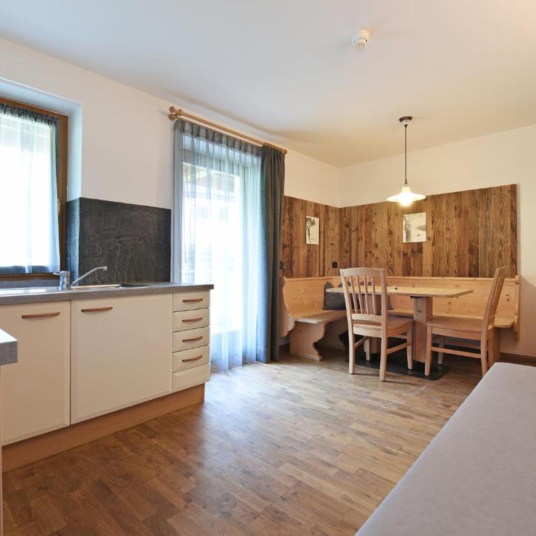 Apart Residence Rautal ***S - Appartamento con 2 Camere da Letto e Balcone (4-5 Adulti) - 3